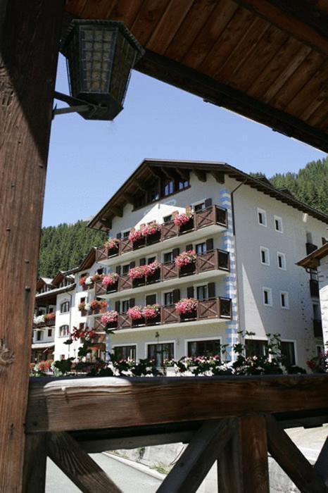 Hotel Compagnoni ซานตา กาเตรีนา วัลฟูร์วา ภายนอก รูปภาพ