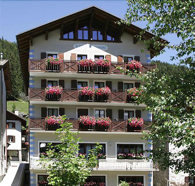 Hotel Compagnoni ซานตา กาเตรีนา วัลฟูร์วา ภายนอก รูปภาพ