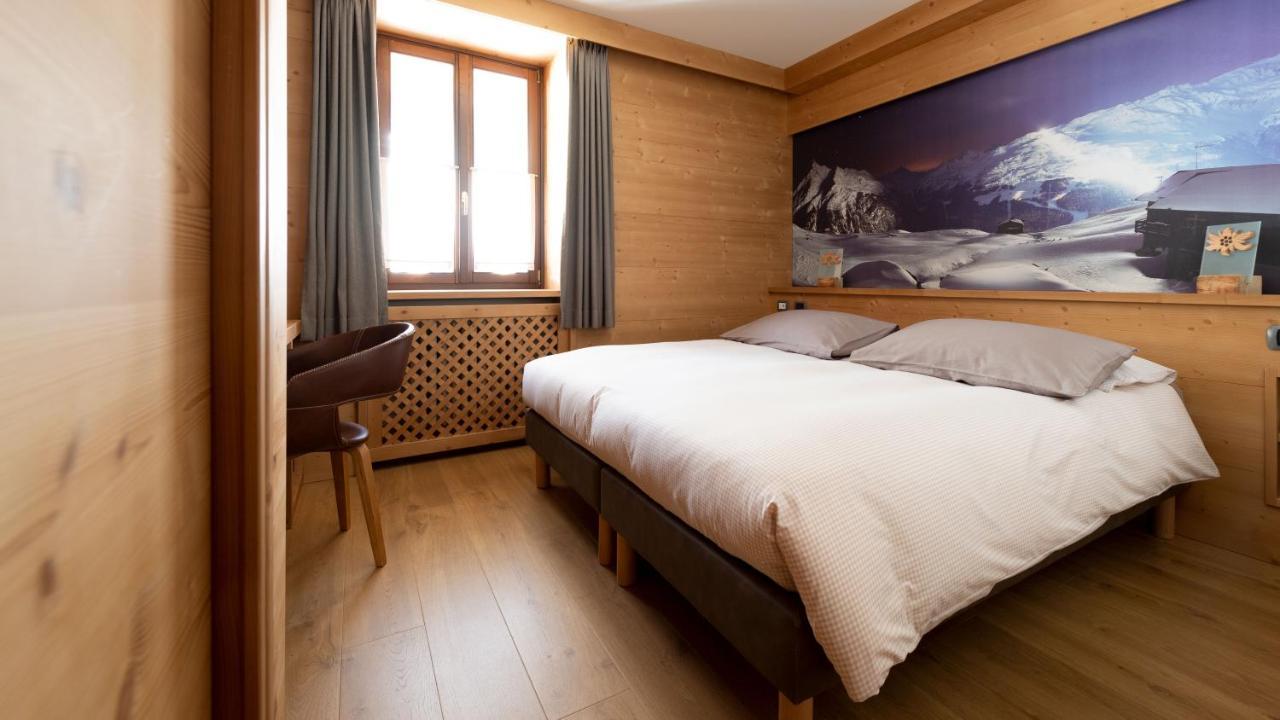 Hotel Compagnoni ซานตา กาเตรีนา วัลฟูร์วา ภายนอก รูปภาพ