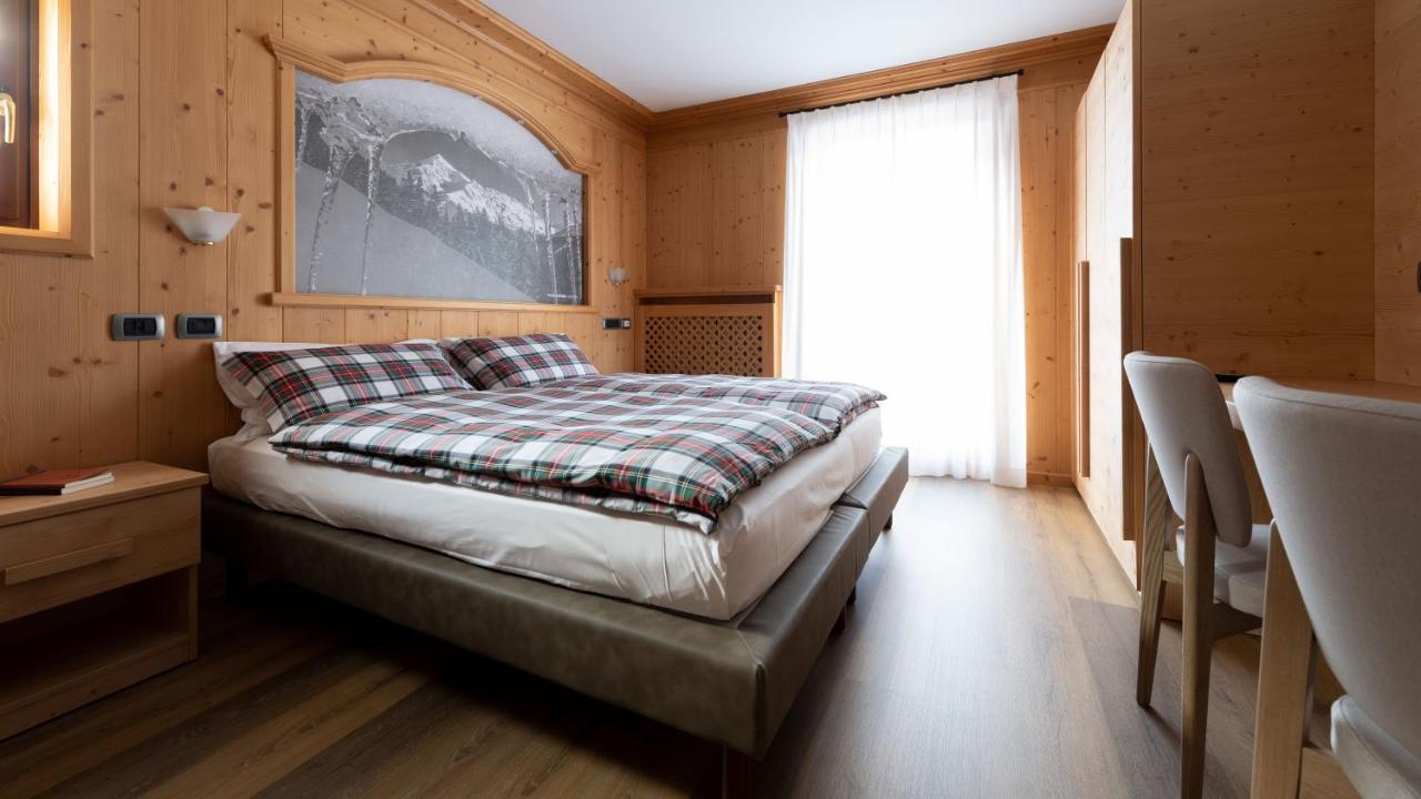 Hotel Compagnoni ซานตา กาเตรีนา วัลฟูร์วา ภายนอก รูปภาพ