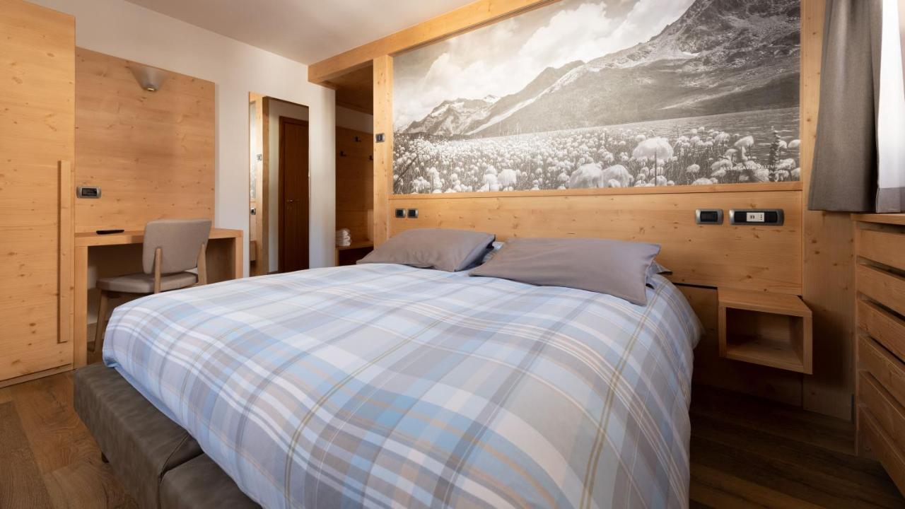 Hotel Compagnoni ซานตา กาเตรีนา วัลฟูร์วา ภายนอก รูปภาพ