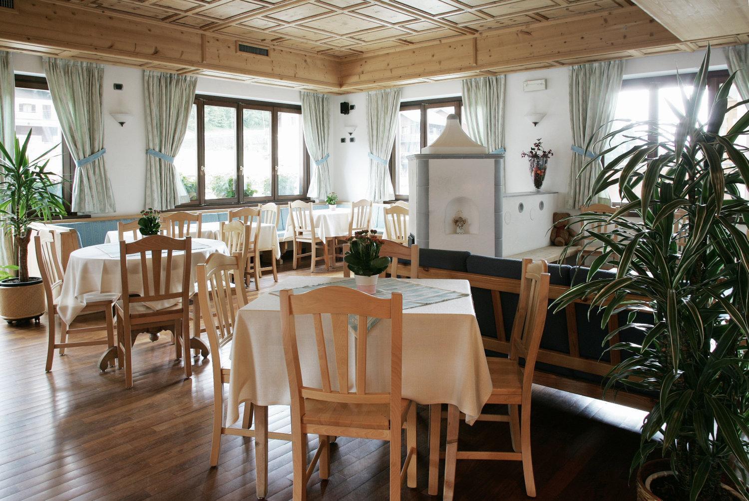 Hotel Compagnoni ซานตา กาเตรีนา วัลฟูร์วา ภายนอก รูปภาพ