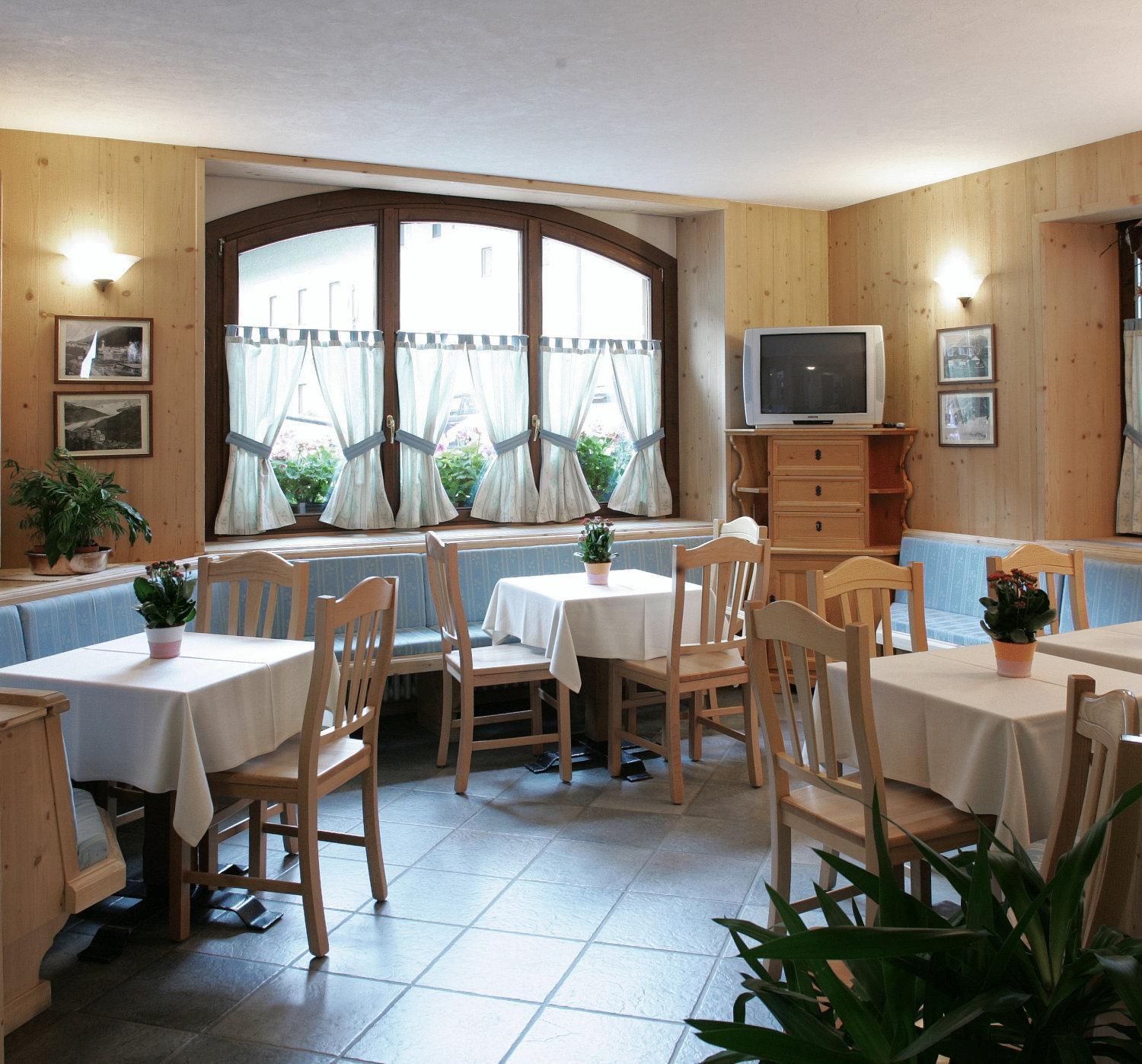 Hotel Compagnoni ซานตา กาเตรีนา วัลฟูร์วา ภายนอก รูปภาพ