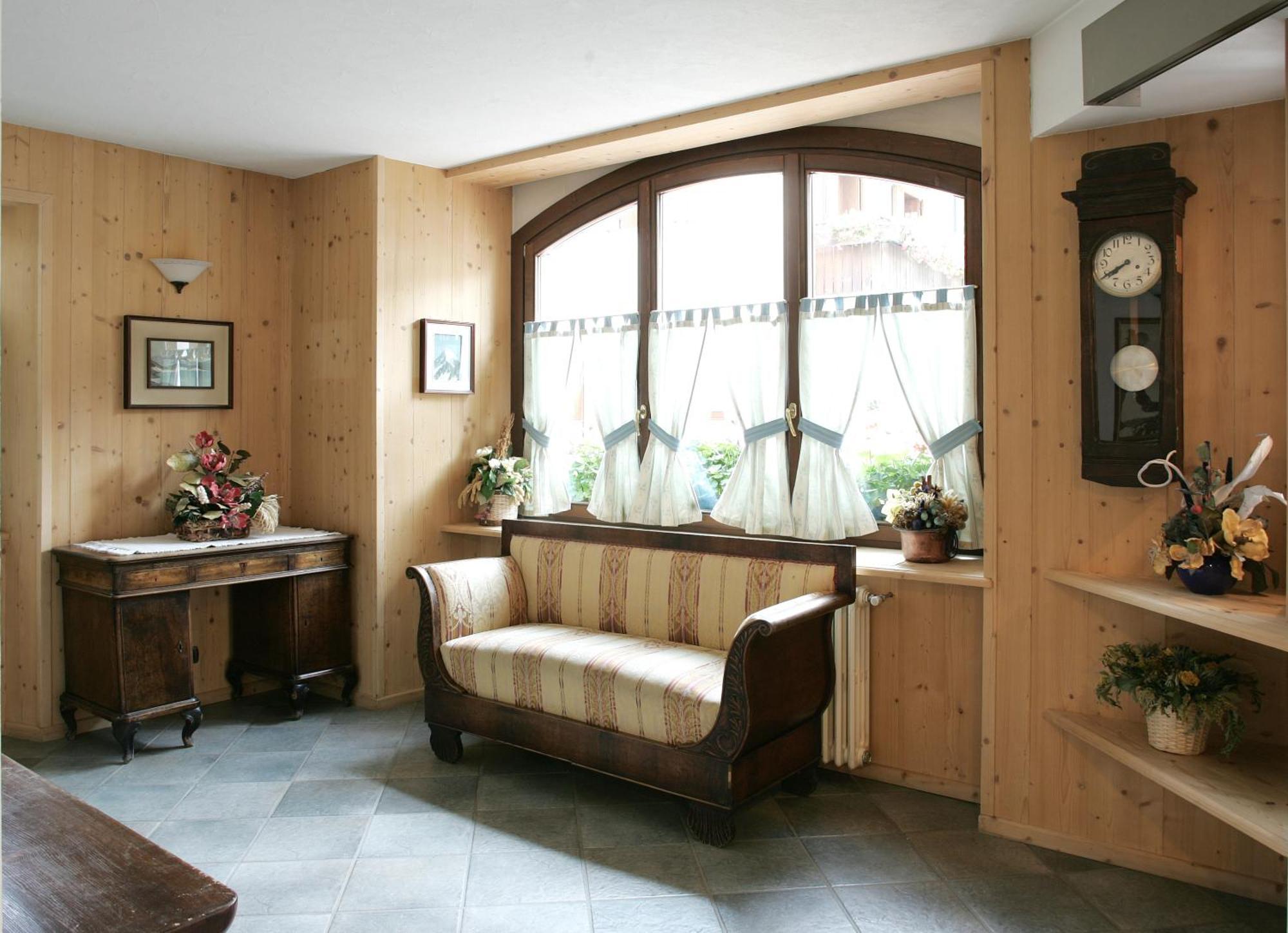 Hotel Compagnoni ซานตา กาเตรีนา วัลฟูร์วา ภายนอก รูปภาพ