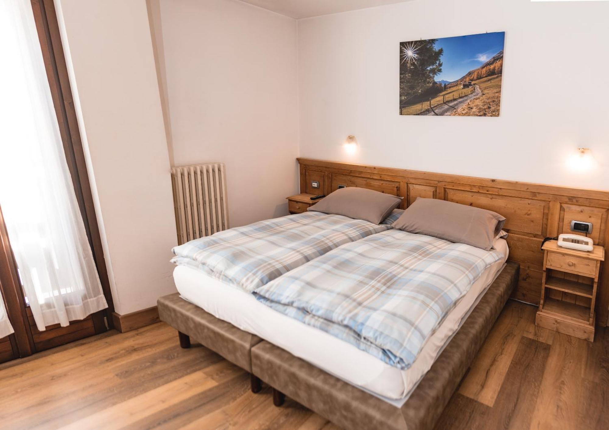 Hotel Compagnoni ซานตา กาเตรีนา วัลฟูร์วา ภายนอก รูปภาพ