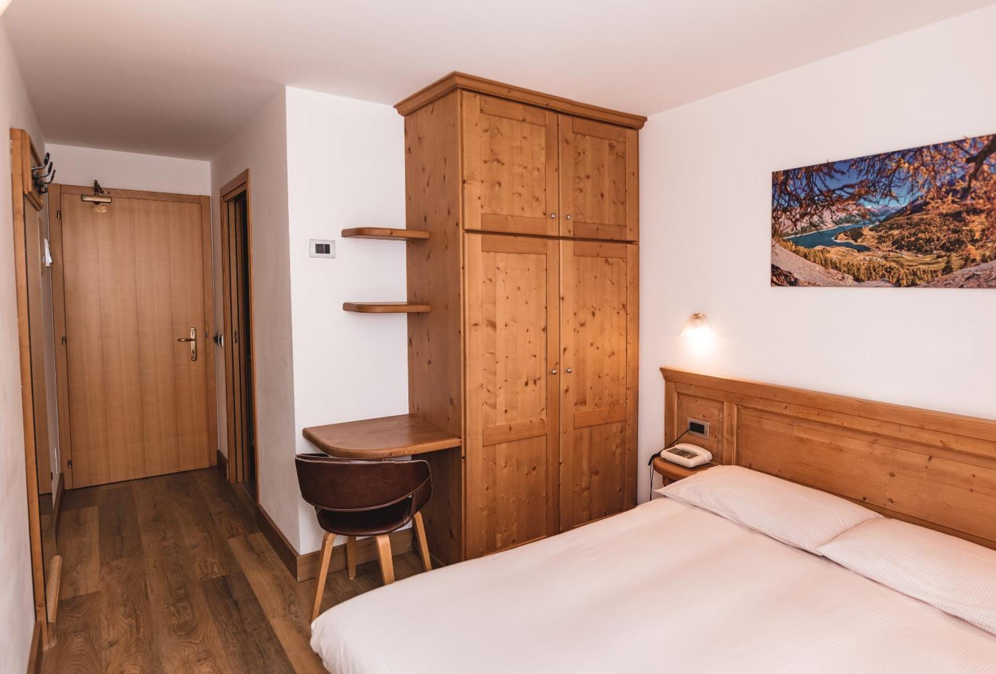 Hotel Compagnoni ซานตา กาเตรีนา วัลฟูร์วา ภายนอก รูปภาพ