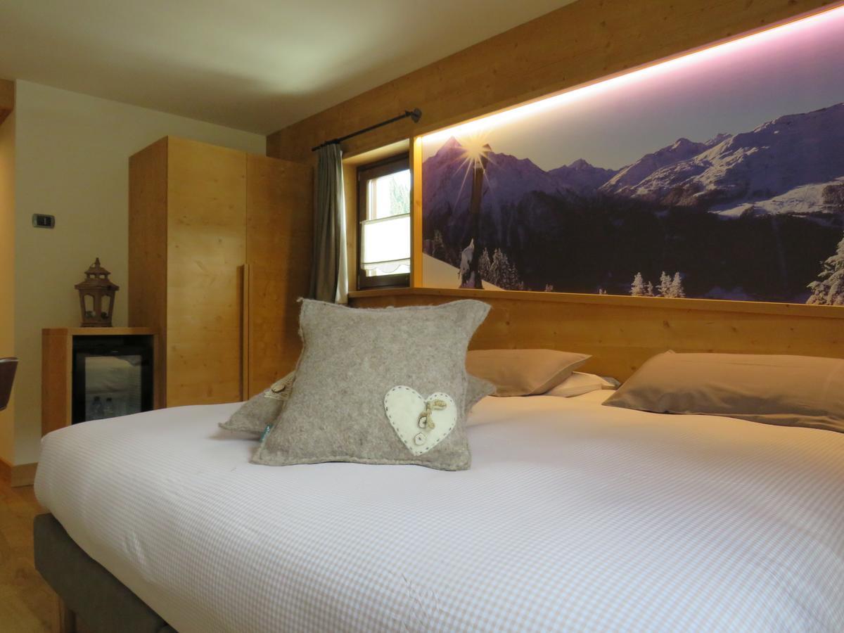 Hotel Compagnoni ซานตา กาเตรีนา วัลฟูร์วา ภายนอก รูปภาพ